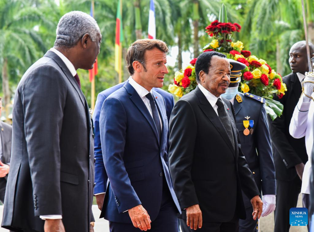 Cameroonian, French presidents discuss regional security, economic ties