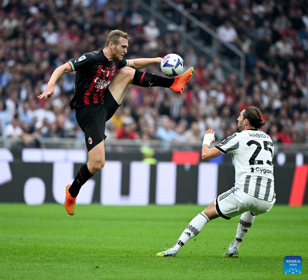 Joventus FC Vs AC Milan Campeonato Italiano De Futebol Série a Homens  Fotografia Editorial - Imagem de futebol, milagre: 163584177