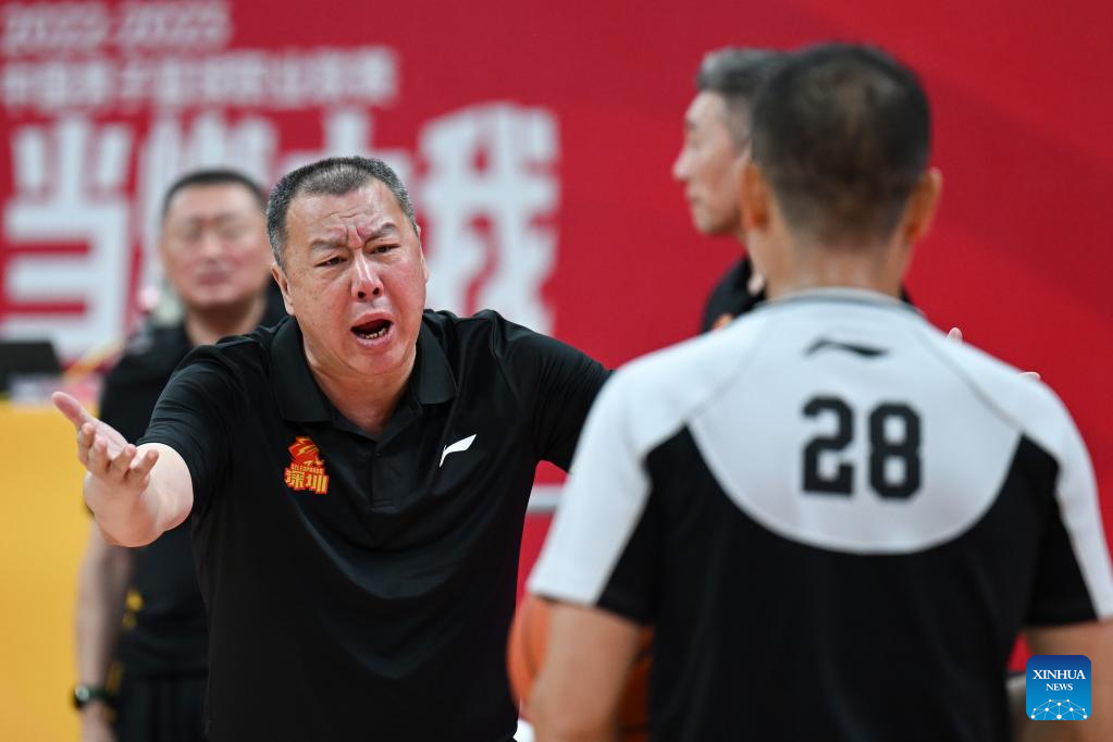 CBA league 5th round: Shenzhen vs. Qingdao - Xinhua