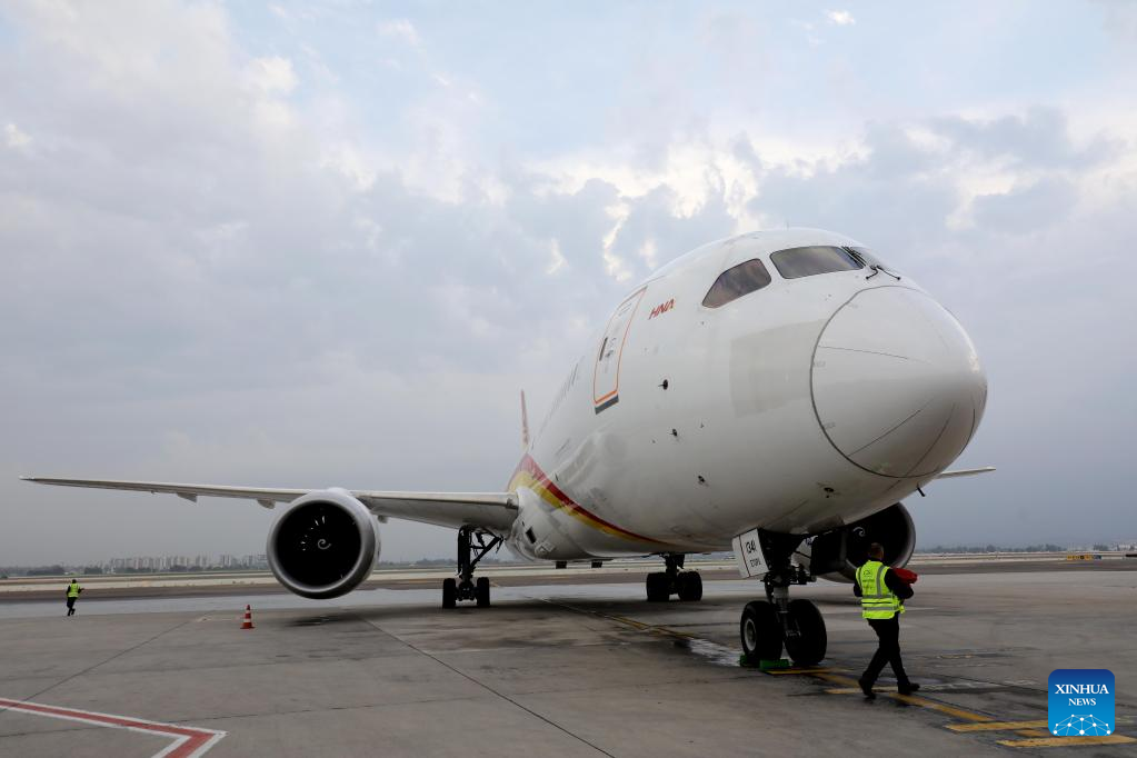 Direct Passenger Flight Resumes Between Chinese Mainland Israel After