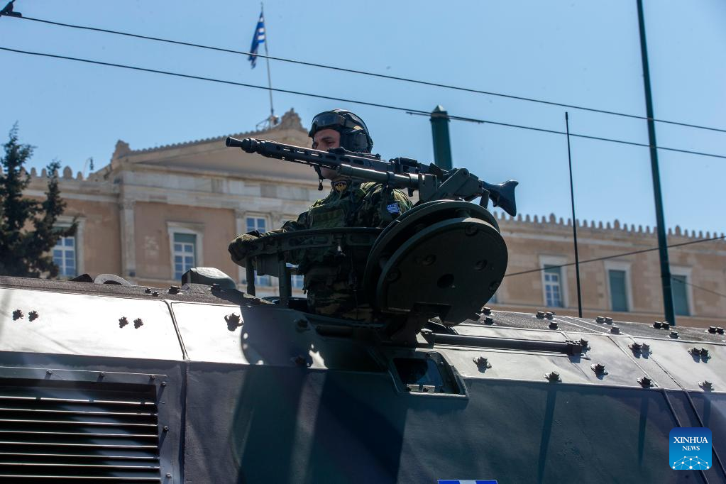 Στρατιωτική παρέλαση στην Αθήνα για τον εορτασμό της Ημέρας της Ελληνικής Ανεξαρτησίας – Xinhua