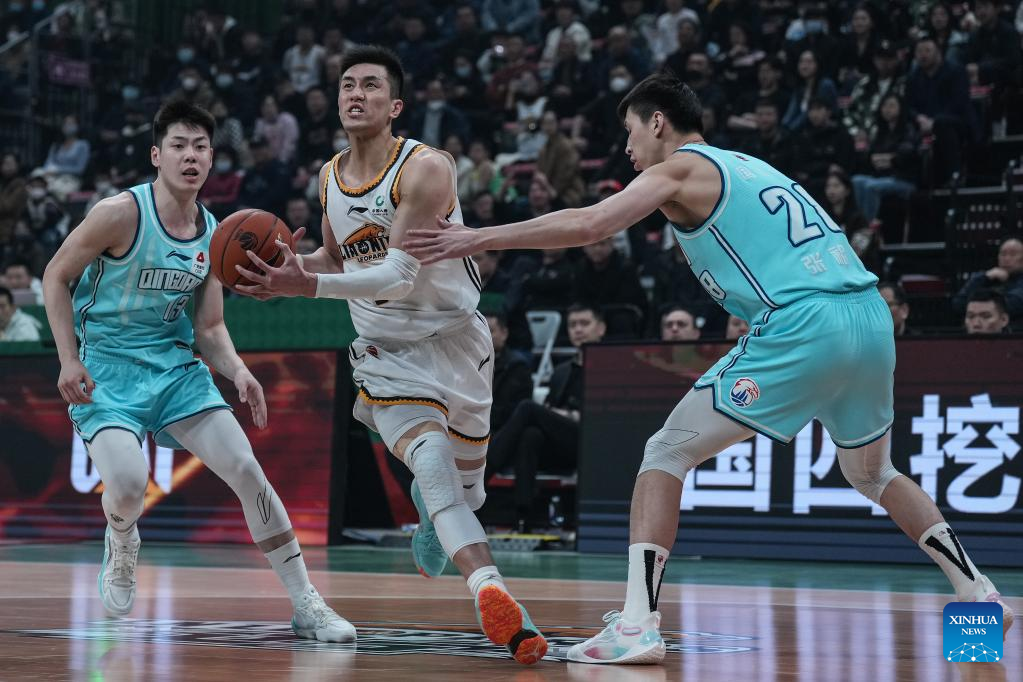 CBA league 5th round: Shenzhen vs. Qingdao - Xinhua