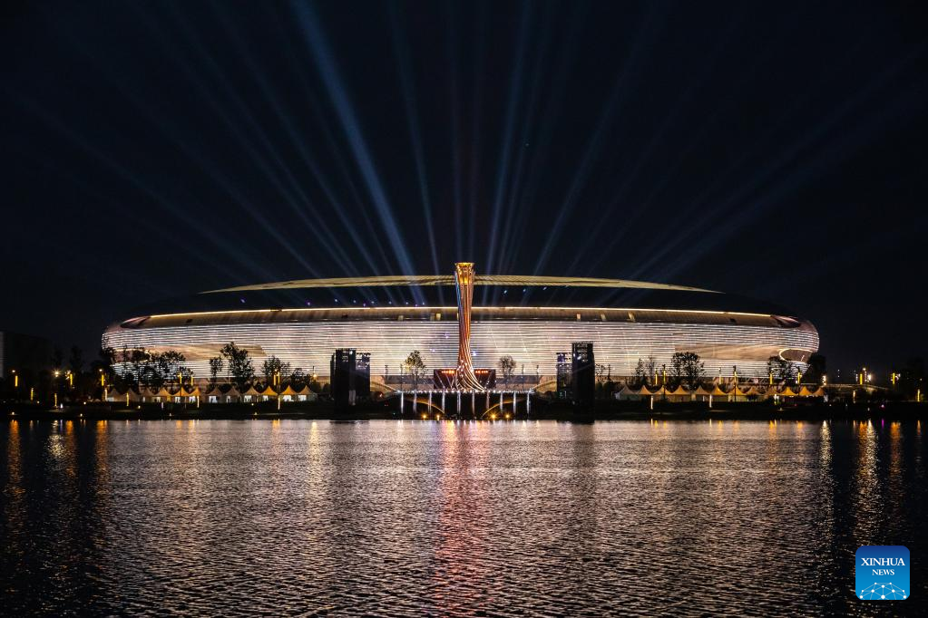 Gallery: Chengdu's New Stadium Hosts First Game - Caixin Global