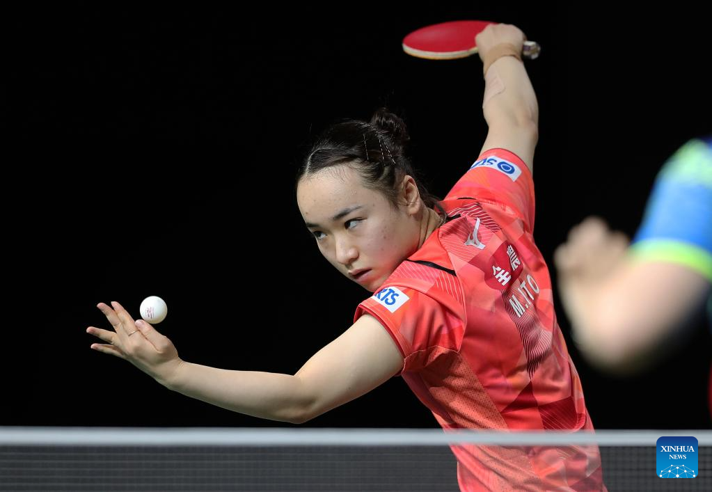 Durban, South Africa. 21st May, 2023. Sarah Jalli (R) of the United States  reacts during the women's singles first round match between Hayata Hina of  Japan and Sarah Jalli of the United