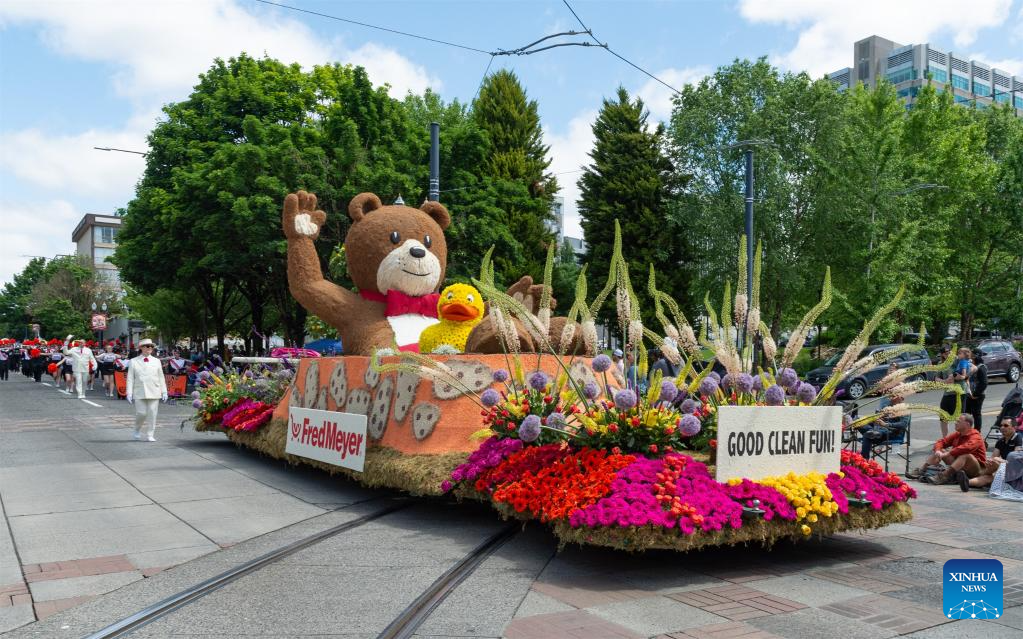 Grand Floral Parade held during Portland Rose FestivalXinhua