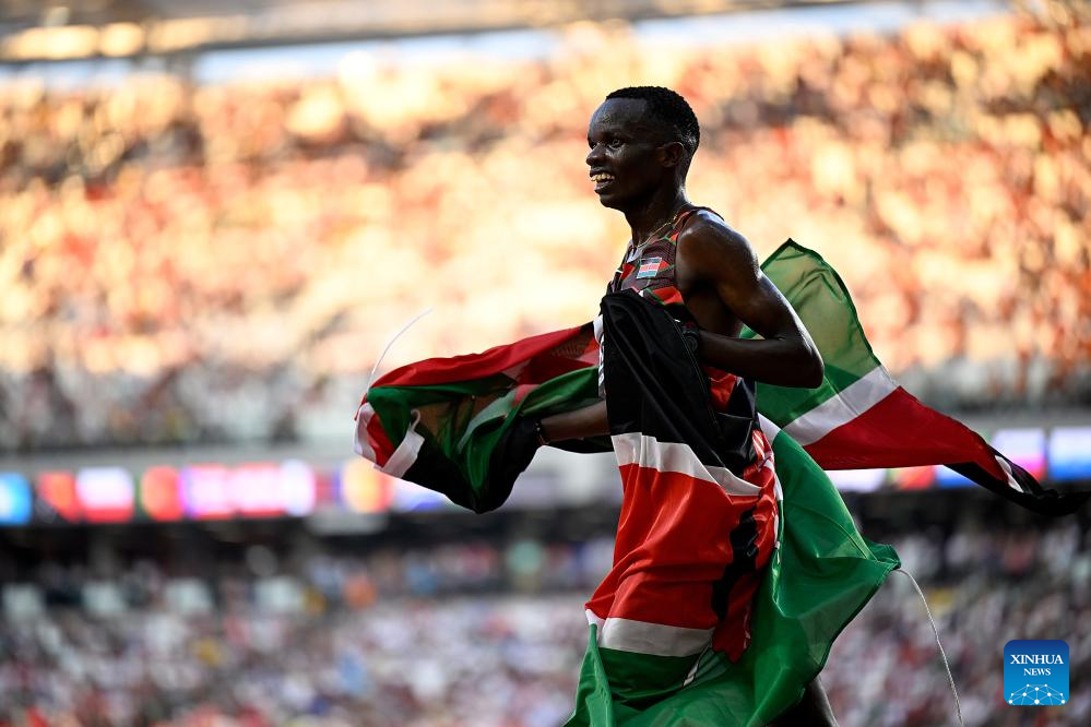 Uganda S Cheptegei Wins M World Title Three Times In A Row Xinhua