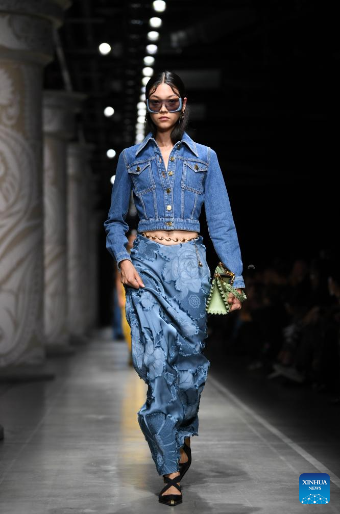 Snapshots of Milan Fashion Week 2023-Xinhua