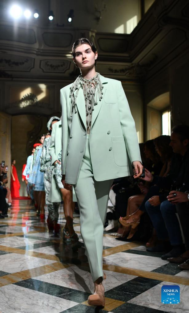 Snapshots of Milan Fashion Week 2023-Xinhua