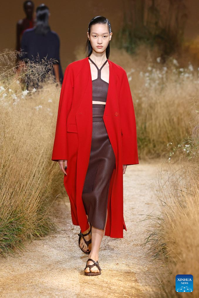 Paris Fashion Week: Hermes Spring/Summer 2024 ready-to-wear  collections-Xinhua