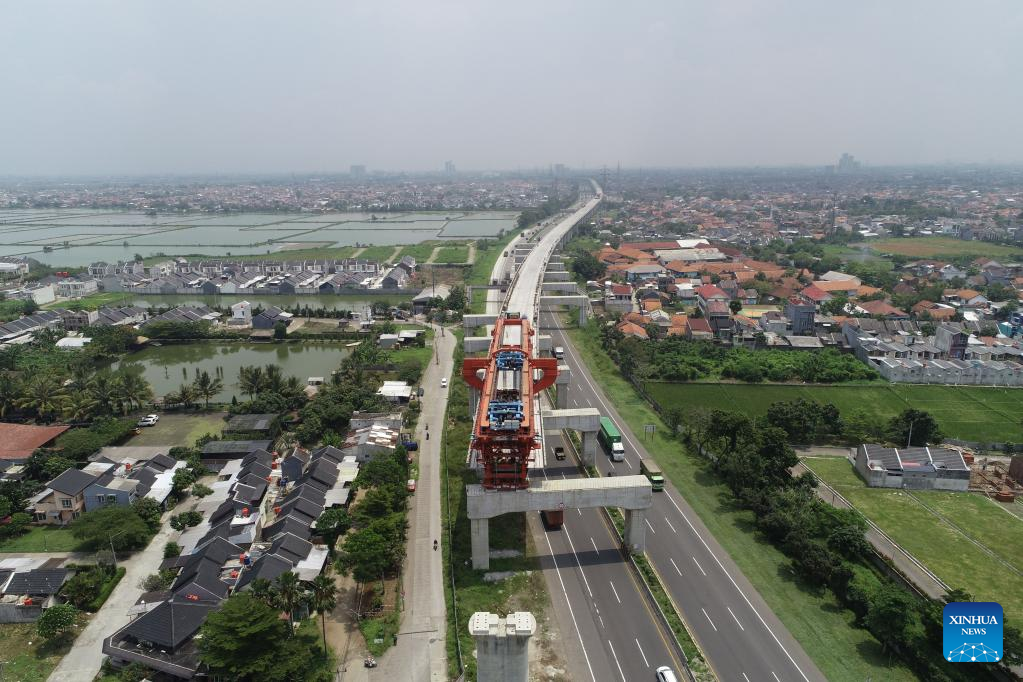 Longest Cross-highway Box Girder Erected In Jakarta-Bandung High-Speed ...