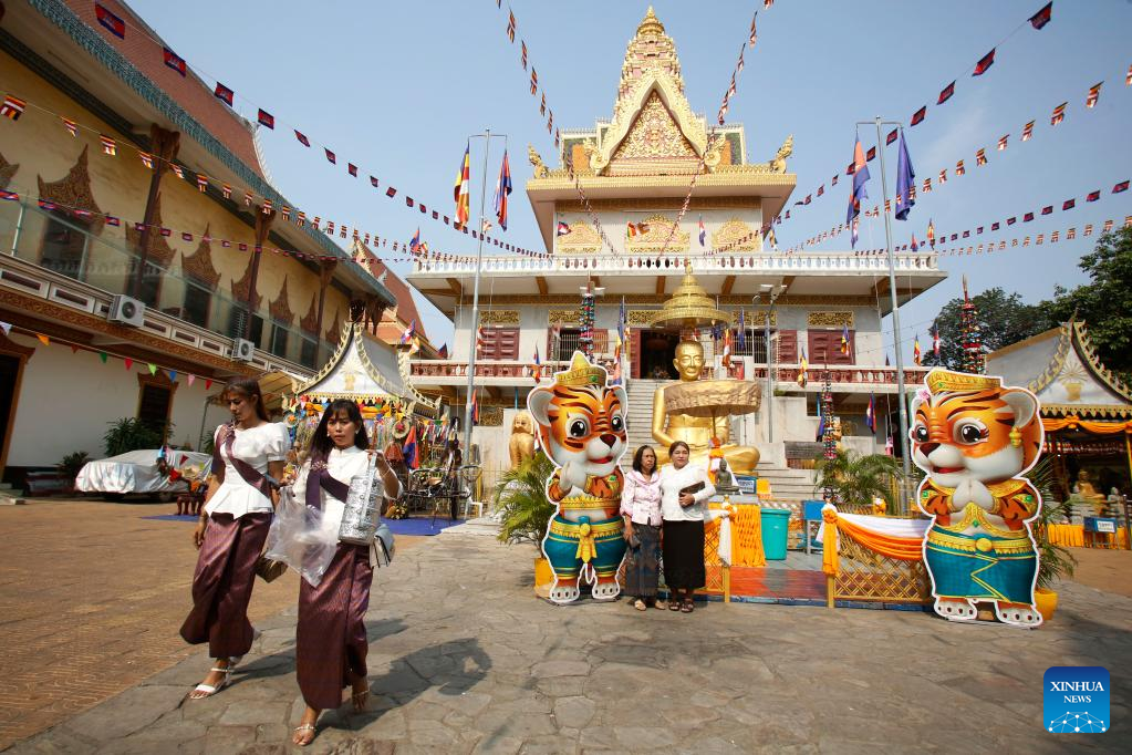 Cambodia traditional New Year festival kicks offXinhua