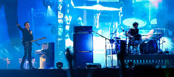 Muse holds "Drones World Tour" concert in Colombia