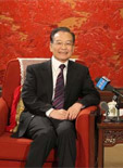 Premier Wen holds exclusive interview with Xinhua