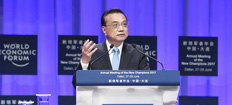 Premier Li Keqiang attends Summer Davos Forum in Dalian