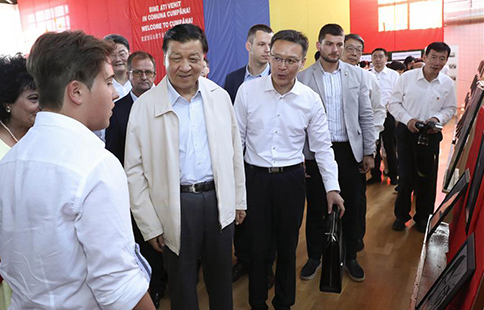 Senior CPC official pays official good-will visit to Romania