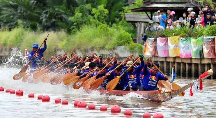 Boat racing festival held in Samut Prakan, central Thailand