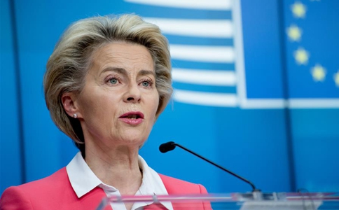 EU executive arm chief self-isolates after contact with COVID-19 patient