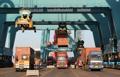 Annual throughput of Huanghua Port reaches over 300 million tons