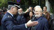 Greek press unions stage protests over journalist's injury