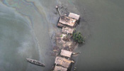 Oil spill threatens environment around Niger Delta
