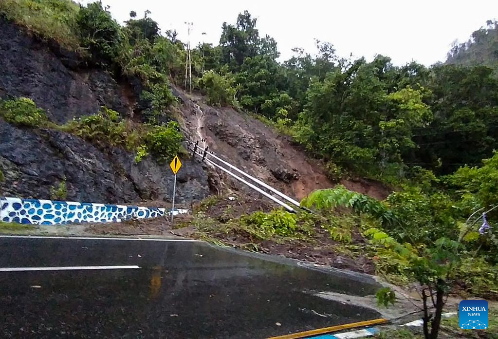 6 Dead, Hundreds Flee As Floods, Landslides Hit Indonesia's Papua ...