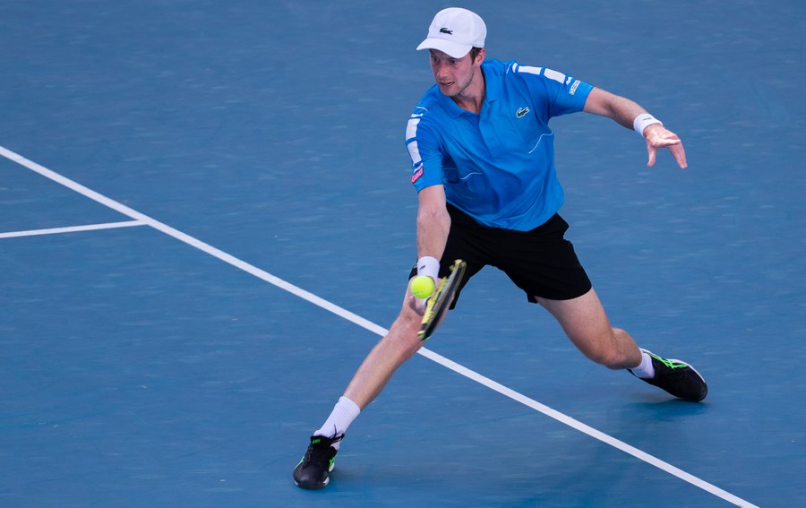 Medvedev rockets into last 16 at Australian Open-Xinhua