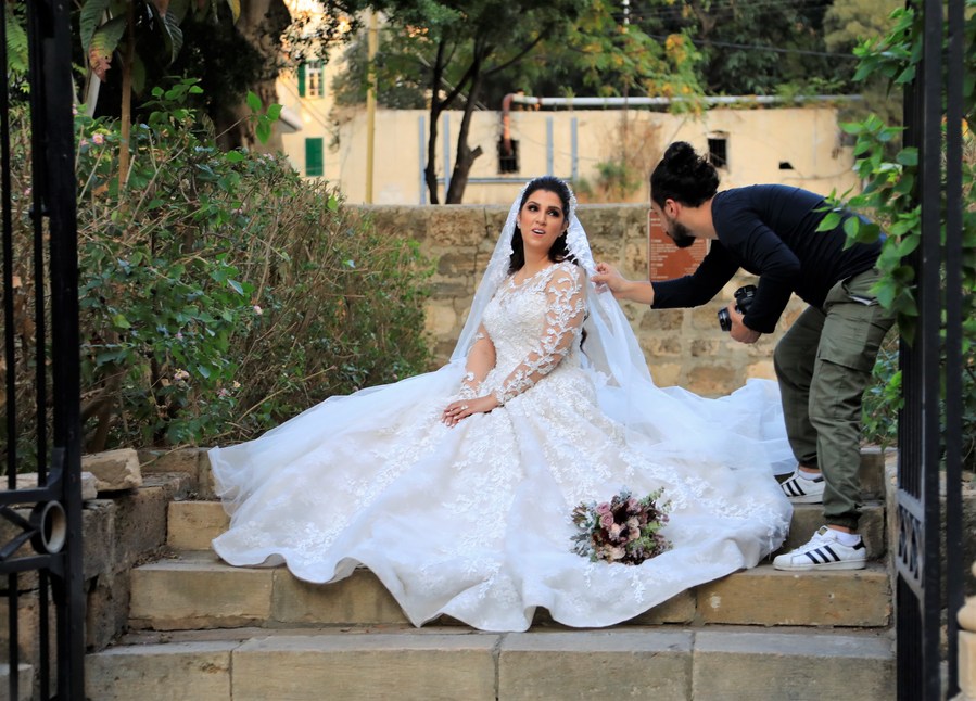 Lebanon's couples offer guests COVID-19 testing for safer weddings-Xinhua