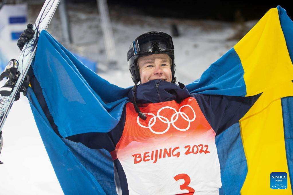 Sweden's Wallberg Wins Men's Moguls Gold At Beijing Winter Olympics ...