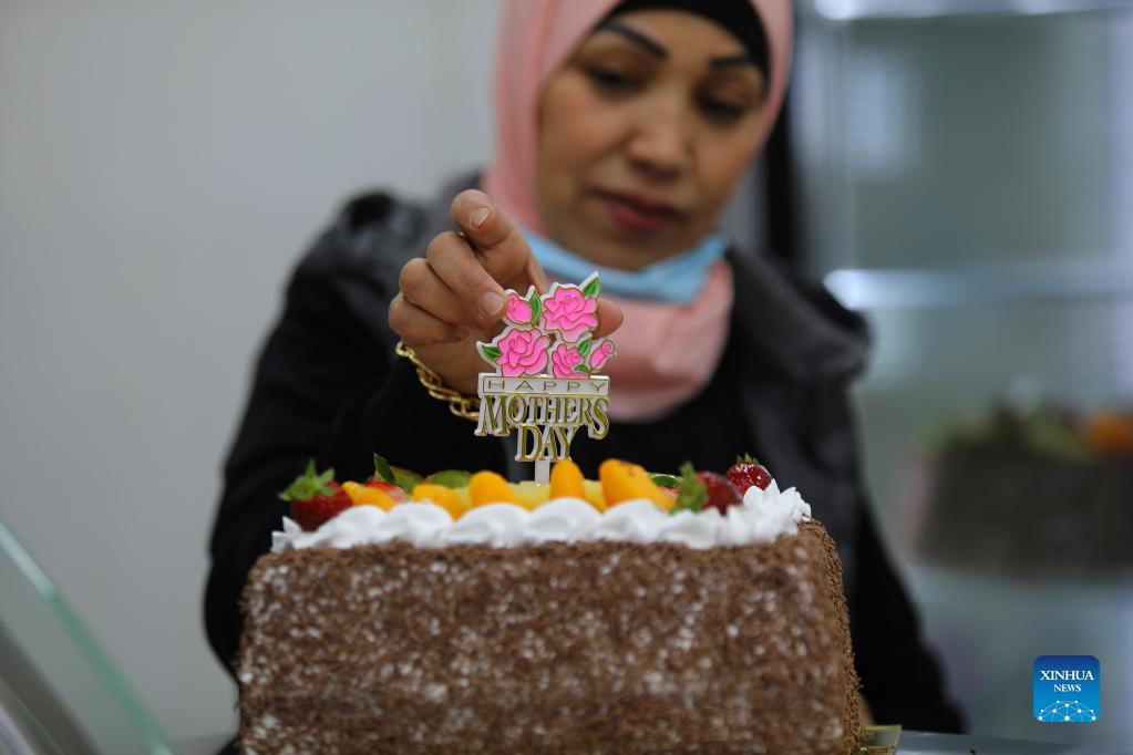 Lebanon celebrates Mother's DayXinhua