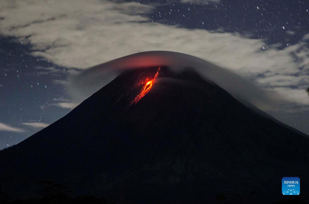 Volcanic materials spew from Mount Merapi in Indonesia-Xinhua