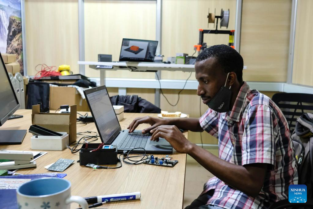 Ugandan scientists build low-cost air quality monitoring system-Xinhua