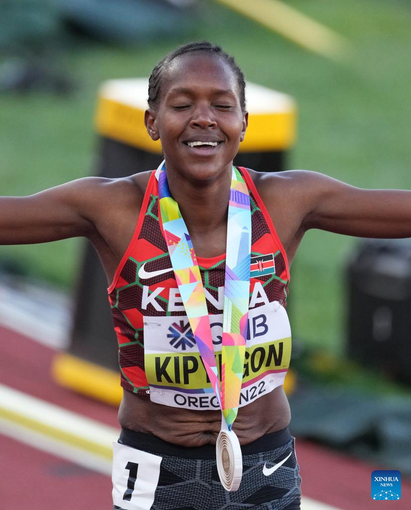 Kenya's Kipyegon Wins Second 1500m World Title-Xinhua