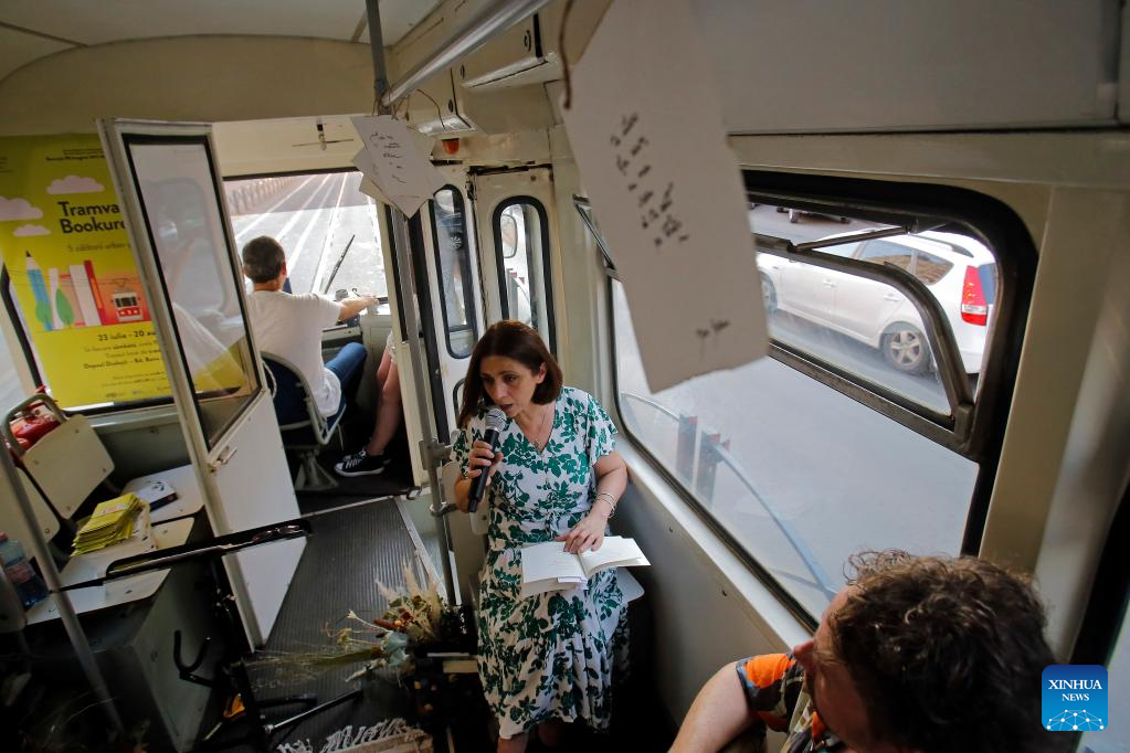 Eveniment cultural desfășurat în vechiul tramvai din București-Xinhua