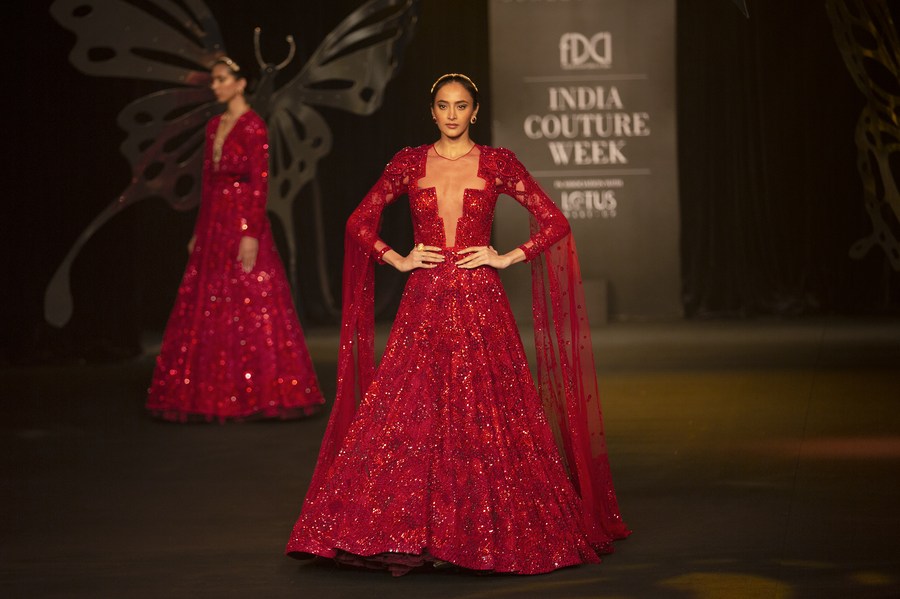 Asia Album Glitz and glamour of FDCI India Couture Week Xinhua