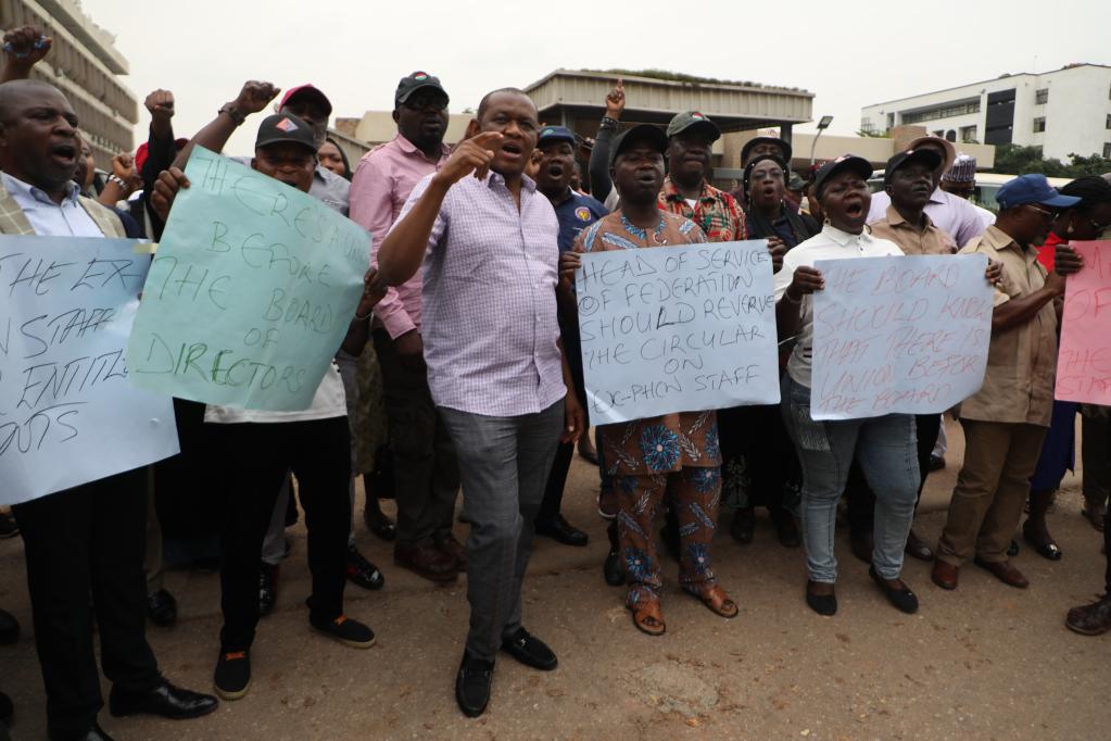 Nigeria's Electricity Workers Pause Nationwide Strike For Two Weeks-Xinhua