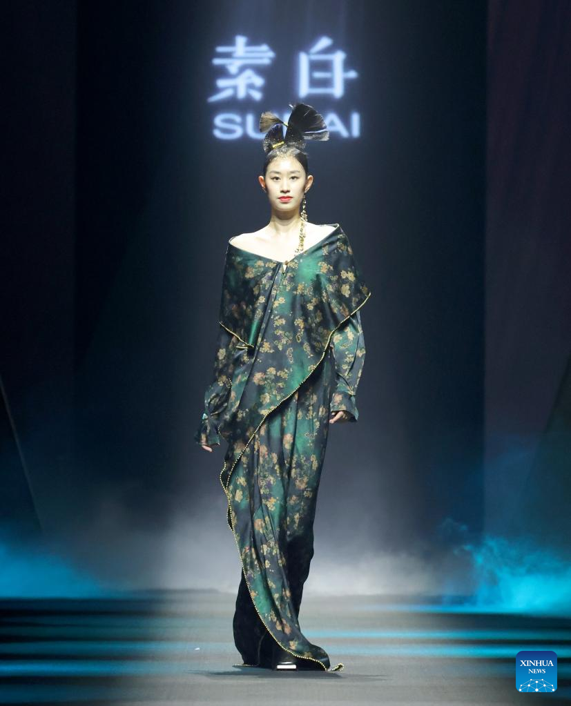 Highlights of China Fashion Week S/S 2023 in Beijing-Xinhua