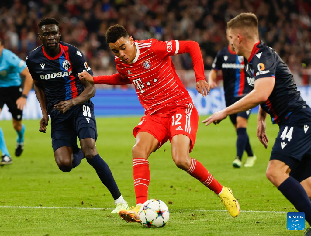 Bayern Munich record: Bayern Munich knocks down Viktoria Plzen, sets new  record by remaining unbeaten in 31 Champions League group stage games - The  Economic Times