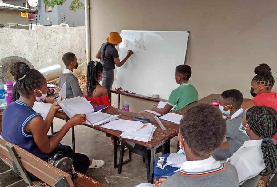 (Hello Africa) Namibian teacher relays care to struggling learnersXinhua