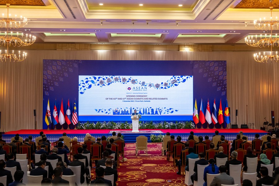 ASEAN leaders adopt statements at summit in Cambodia focusing on