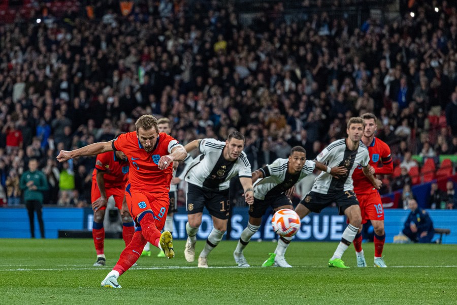 Harry Kane's incredible rise to England captain after making three key  changes - Mirror Online