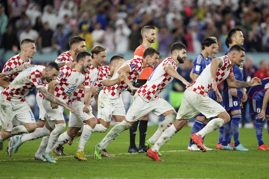 Croatia beats Japan in penalty shootout at World Cup