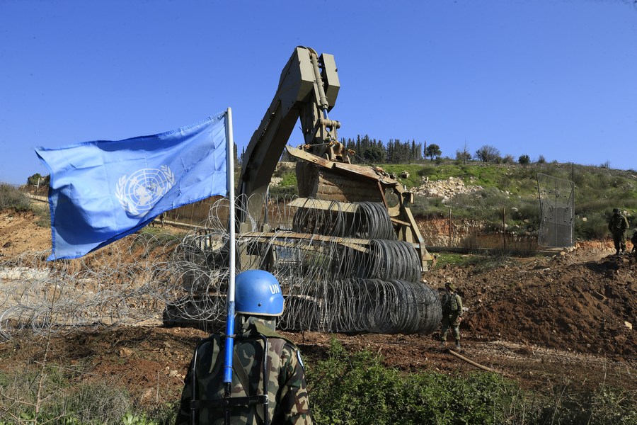 Israeli tank crosses 