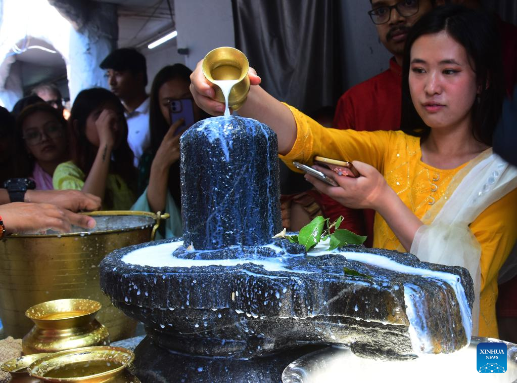 Maha Shivratri 2023: Har, Har Mahadev! India Celebrates Auspicious Festival,  Prays to Lord Shiva | Culture, India News | Zee News