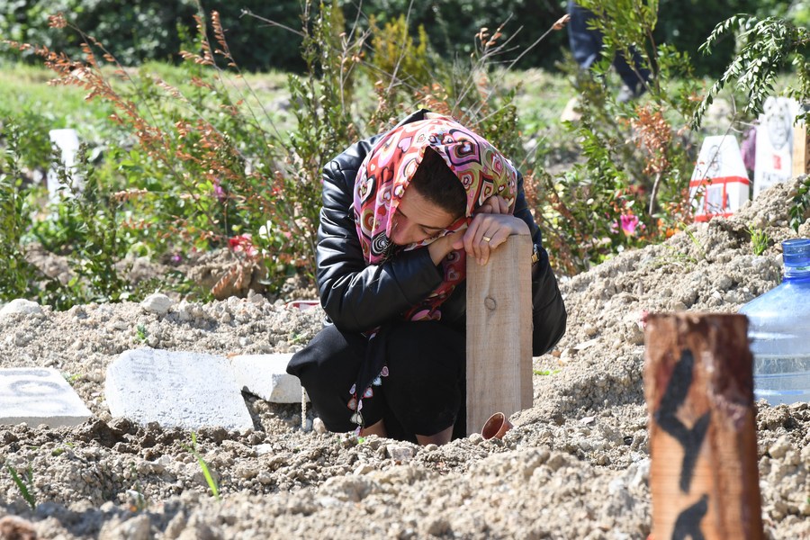 Türkler Ramazan Bayramı’nı depremzedeler için yasla kutluyor – Xinhua