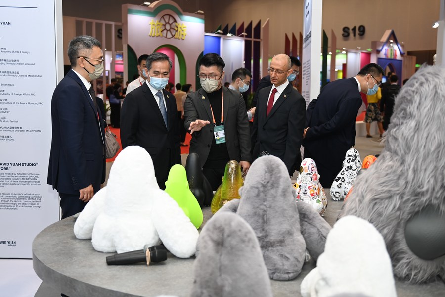 China Ceec Expo Kicks Off Attracts 380 Ceec Exhibitors Cooperation