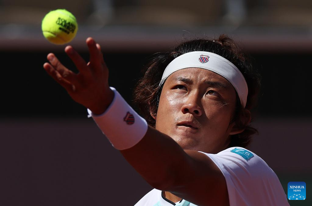 Urgent: Ruud ends Zhang's history-making run at Roland Garros-Xinhua