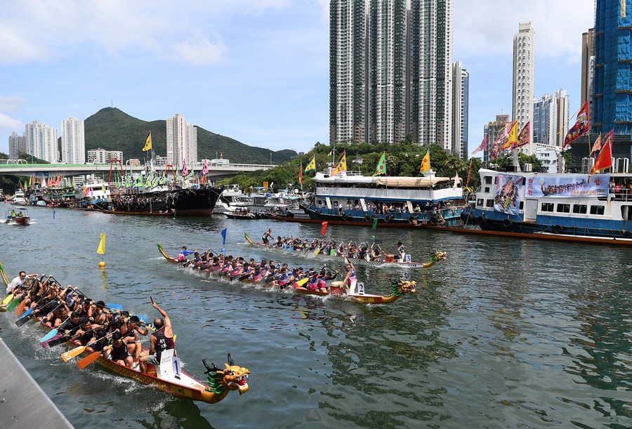 Asia Album: Dragon Boat Festival celebrated in Hong Kong, Macao-Xinhua