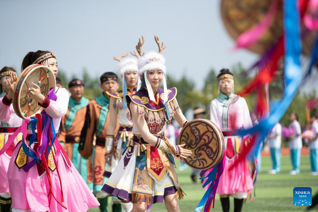El XI Festival Wurigong del grupo étnico Heze se celebró en Heilongjiang-Xinhua, noreste de China