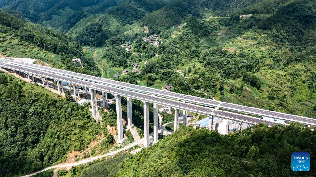 Dejiang-Yuqing expressway in southwest China opens to traffic-Xinhua