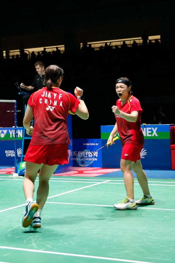 Chinese shuttlers win two doubles titles at BWF South Korea OpenXinhua